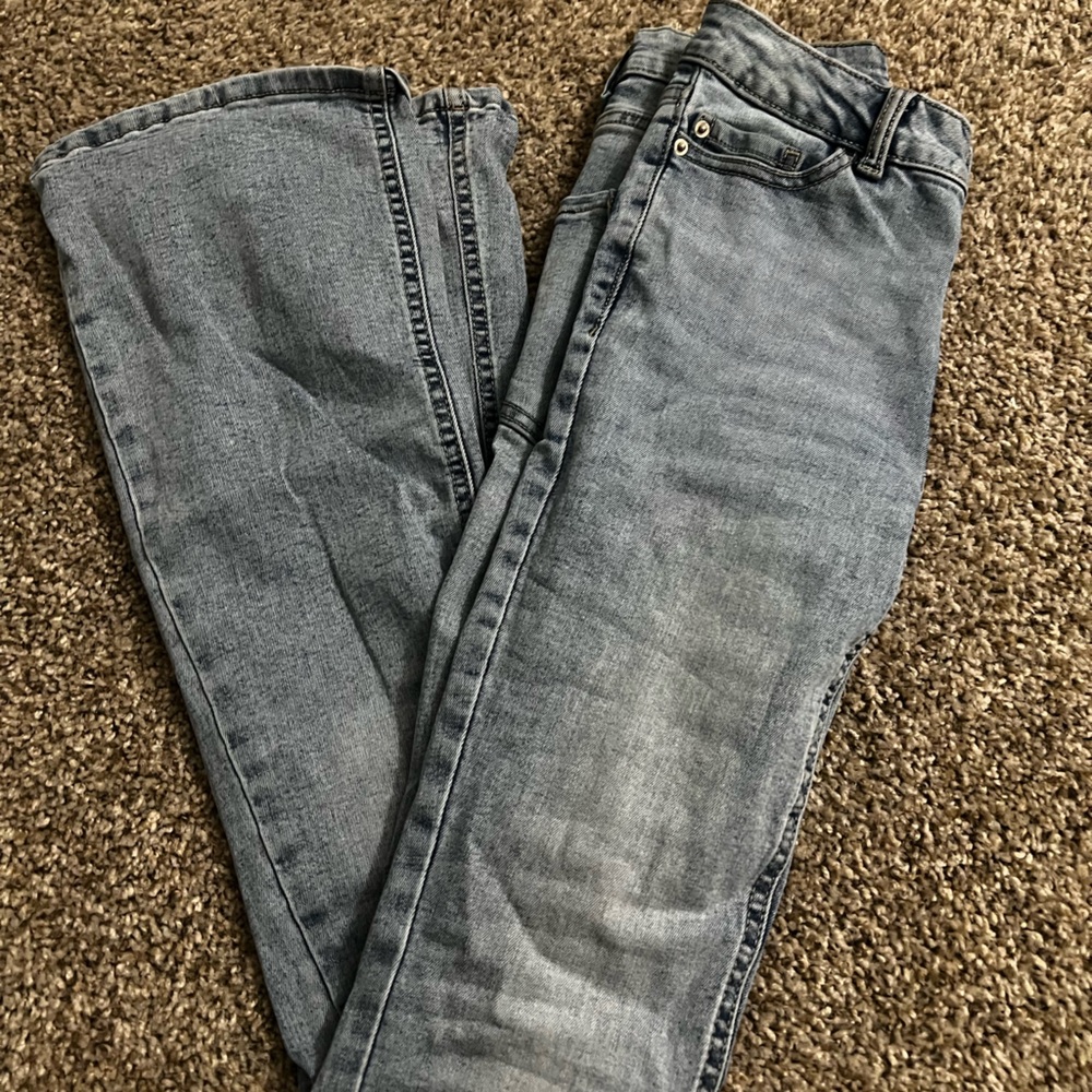 Forever 21 Women's Blue Flare Jeans